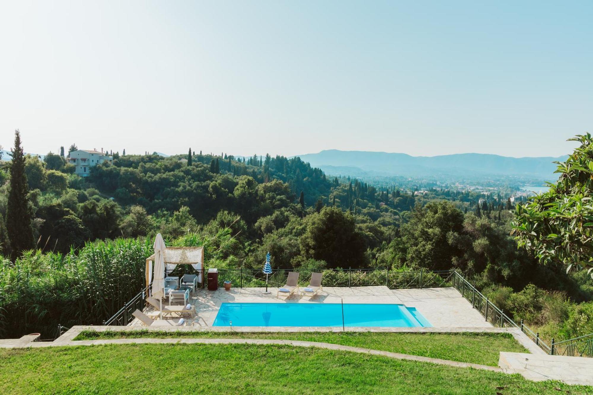 Villa Kira Afra Exterior photo